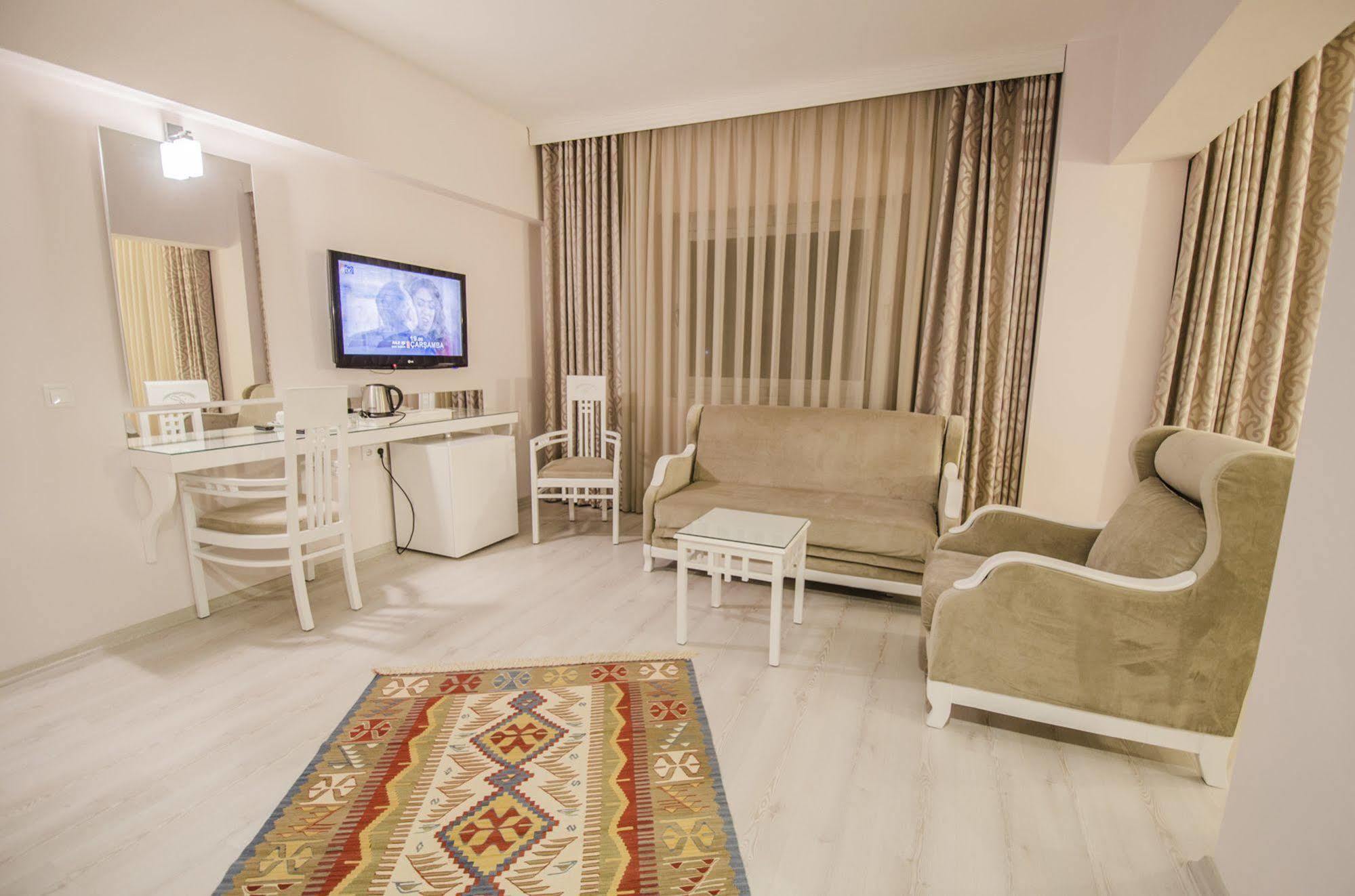 דניזלי Cimenoglu Hotel מראה חיצוני תמונה