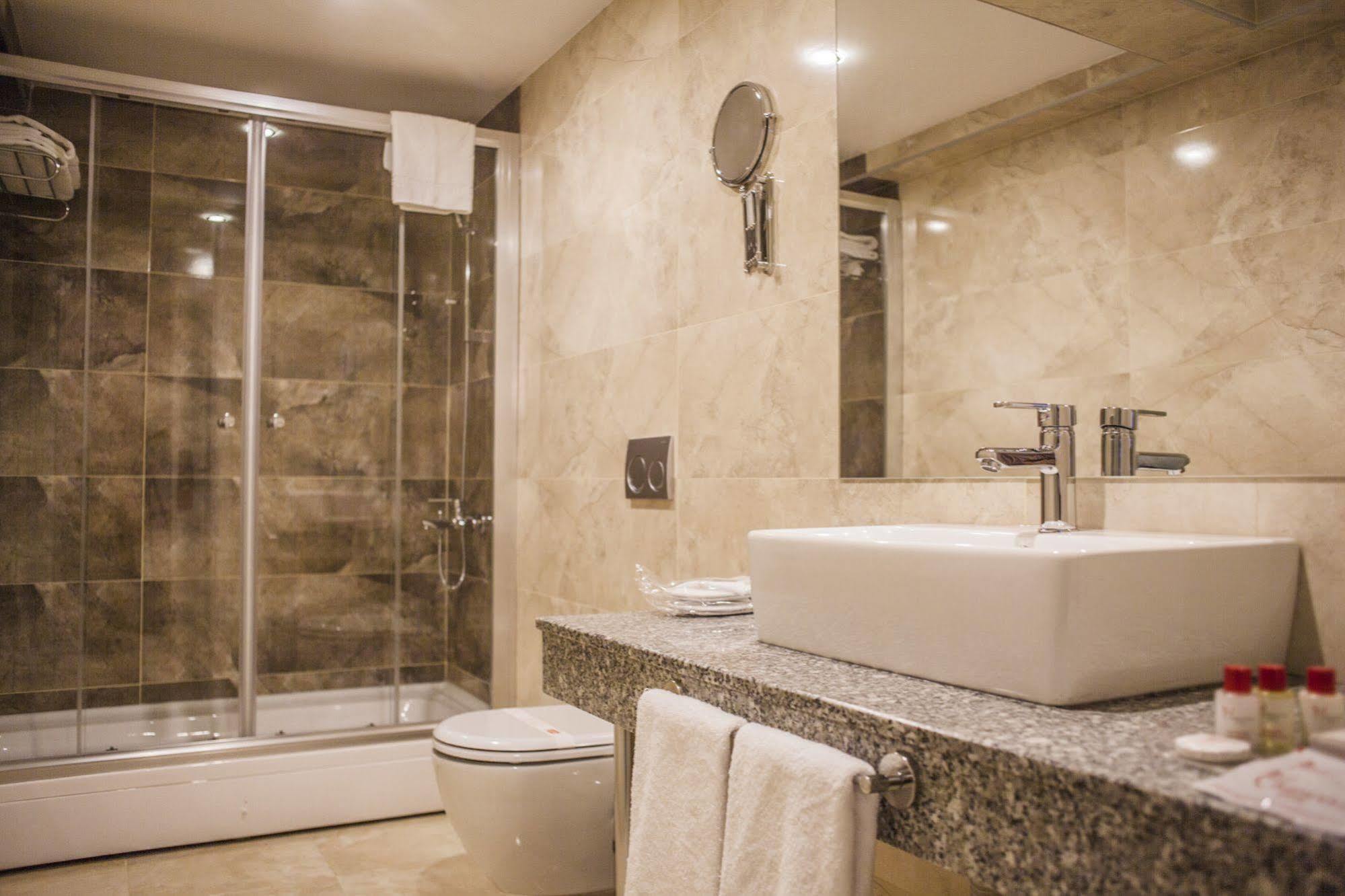דניזלי Cimenoglu Hotel מראה חיצוני תמונה